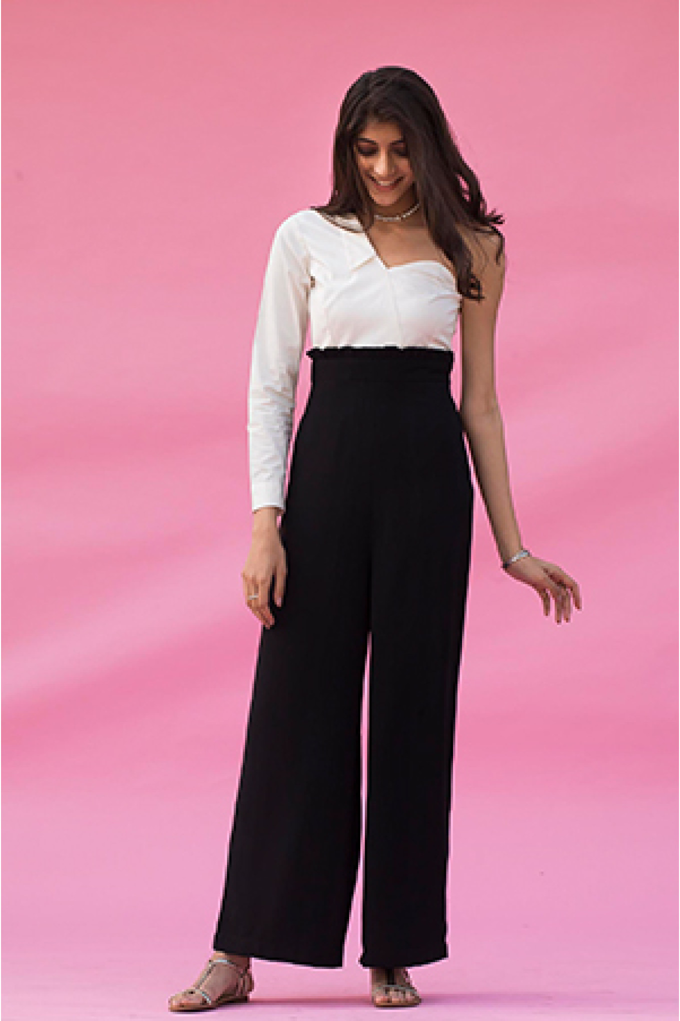 Note: Due to screen settings, the color of the garment in the picture may vary from the actual color. People are checking this out right nowPick me, Add to cart now BLACK AND WHITE ONE SHOULDER JUMPSUIT